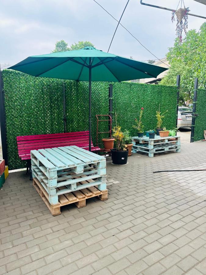 Nid Hotel Тбілісі Екстер'єр фото