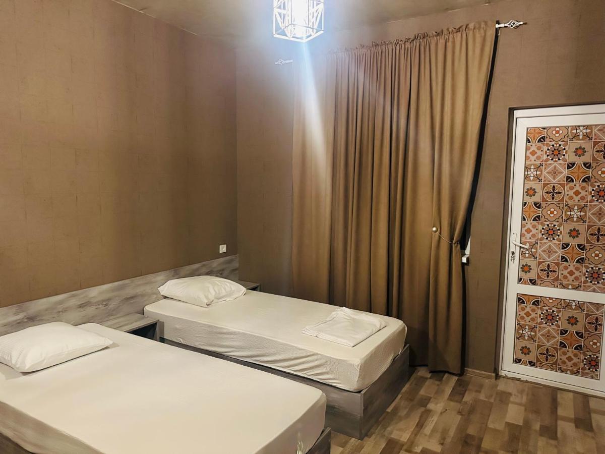 Nid Hotel Тбілісі Екстер'єр фото
