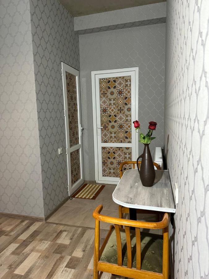 Nid Hotel Тбілісі Екстер'єр фото