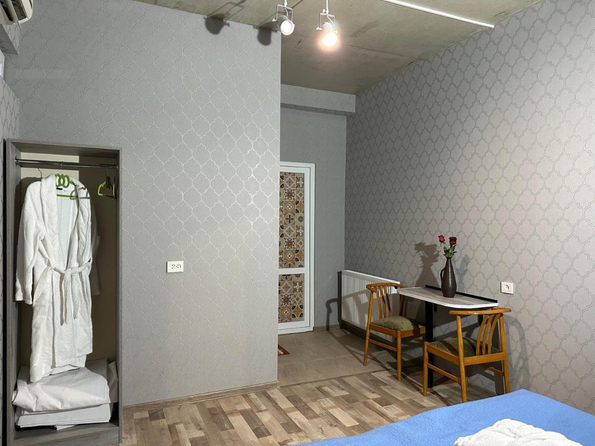 Nid Hotel Тбілісі Екстер'єр фото