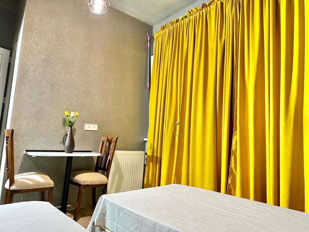 Nid Hotel Тбілісі Екстер'єр фото
