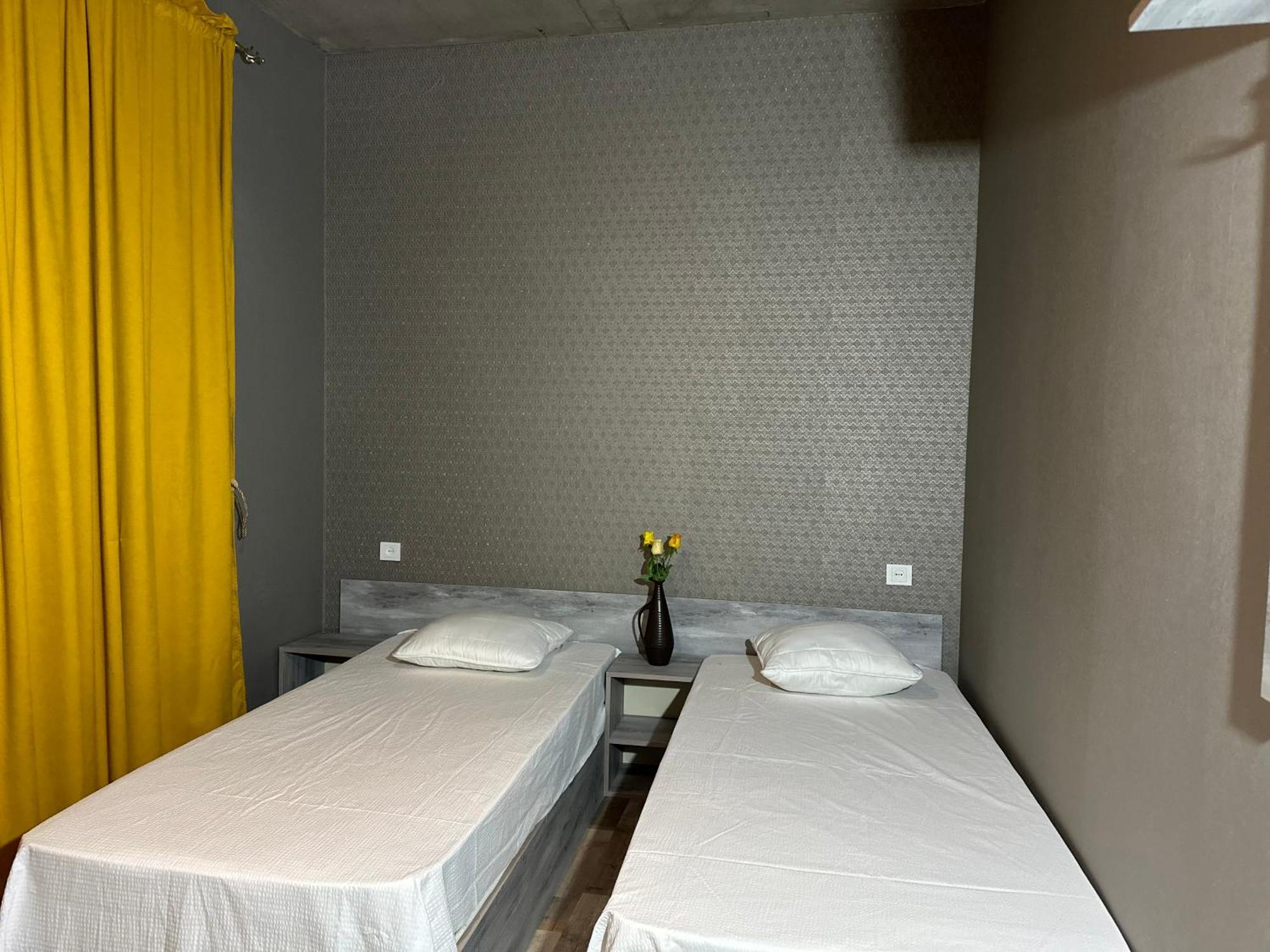 Nid Hotel Тбілісі Екстер'єр фото