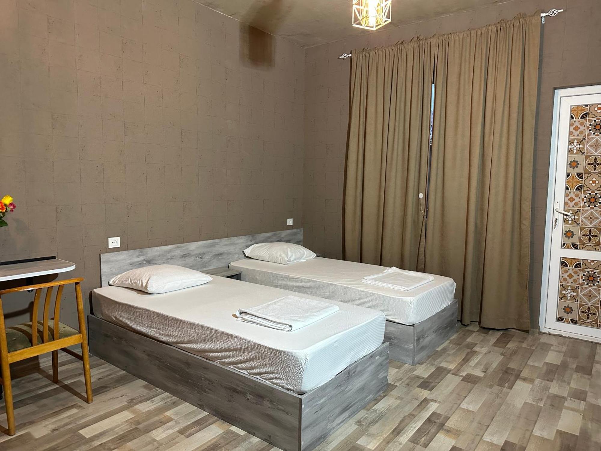 Nid Hotel Тбілісі Екстер'єр фото